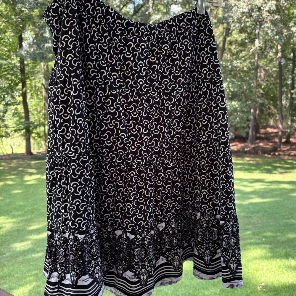 Style & Co Black and White Patterned Women's Skirt Sz L